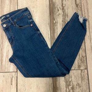 Old Navy Rockstar super skinny ankle Jean